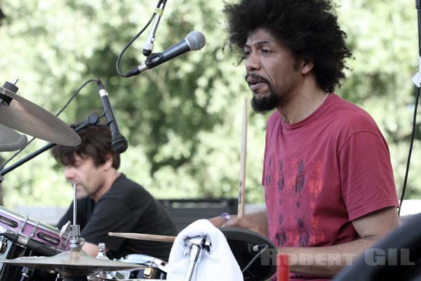 MOUSE ON MARS - 2012-05-26 - PARIS - Parc de la Villette - 